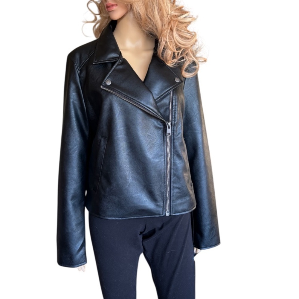 🔥🔥🔥LEVI STRAUSS Women’s Black Faux Leather Fully Lined Moto Jacket Grunge Punk - Picture 7 of 15